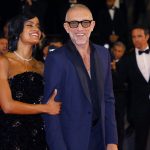 Vincent Cassel e Narah Baptista posam juntos no tapete do Festival de Cannes