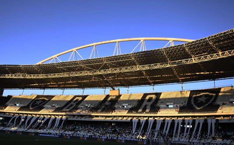Grêmio conversa com Botafogo e tenta inverter mando em retorno do Brasileiro