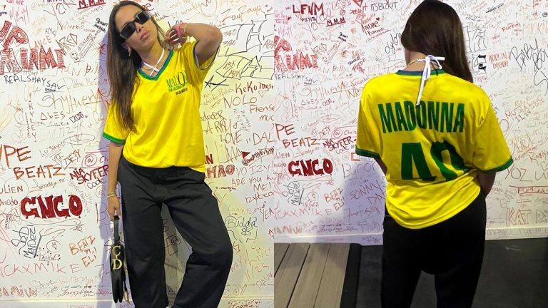 Anitta posa com camisa de futebol das cores do Brasil e escrito ‘Madonna’
