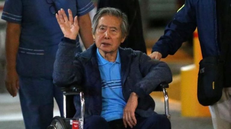 Ex-presidente peruano Alberto Fujimori revela câncer maligno na língua