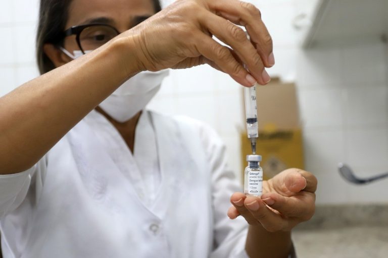Campinas abre 14 postos de aplicação de vacinas e atendimento para pessoas com sintomas de dengue neste sábado